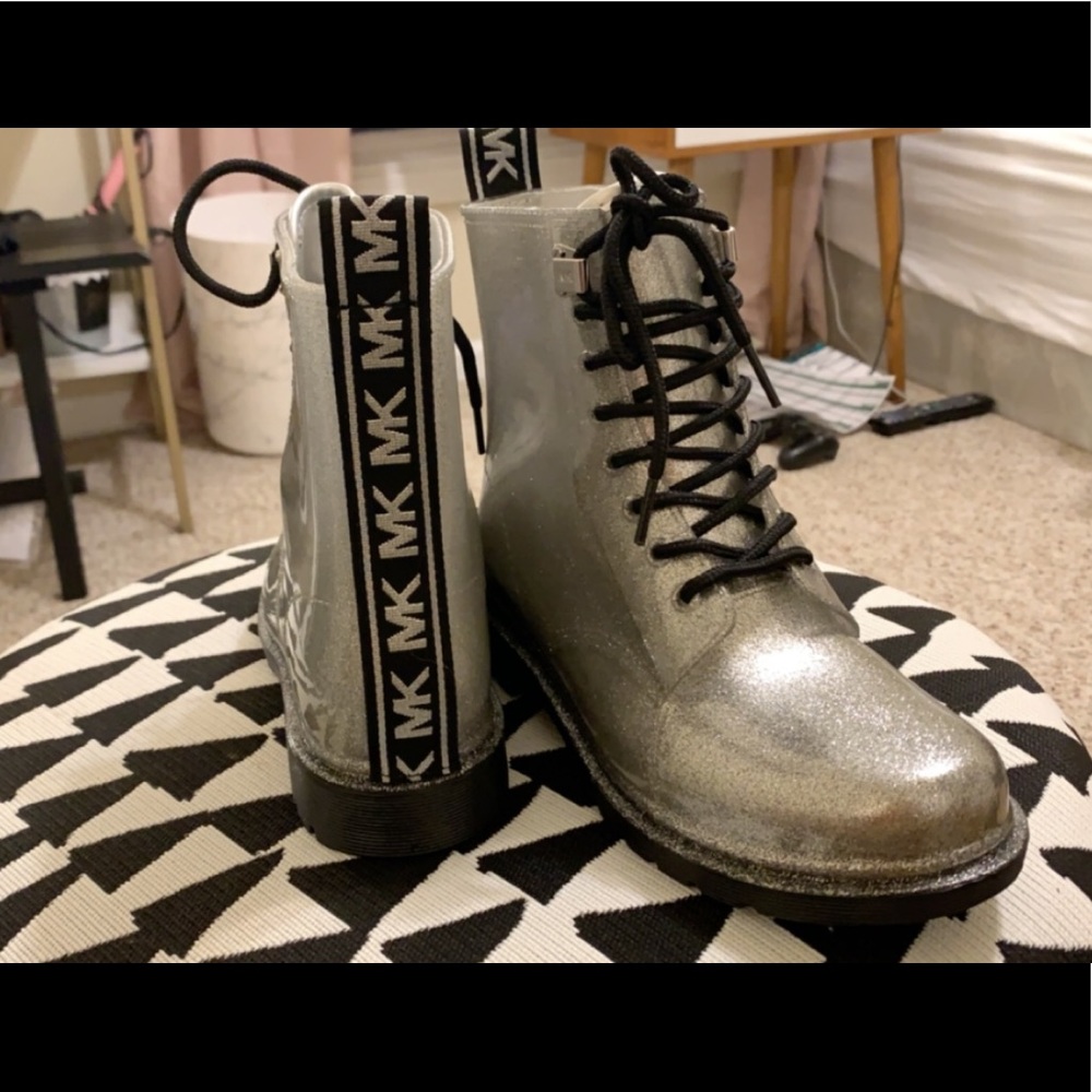 Michael kor boots